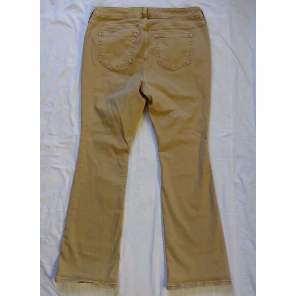 Torrid Perfect Slim Boot Super Soft Khaki Tan Jeans Stretch Women's Size 12R - Picture 8 of 11